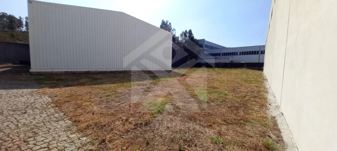 Armazém para Venda em Bougado (São Martinho e Santiago) Foto 30