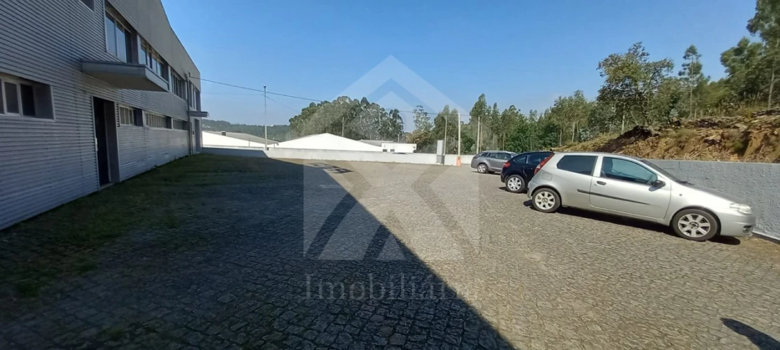 Armazém para Venda em Bougado (São Martinho e Santiago) Foto 32