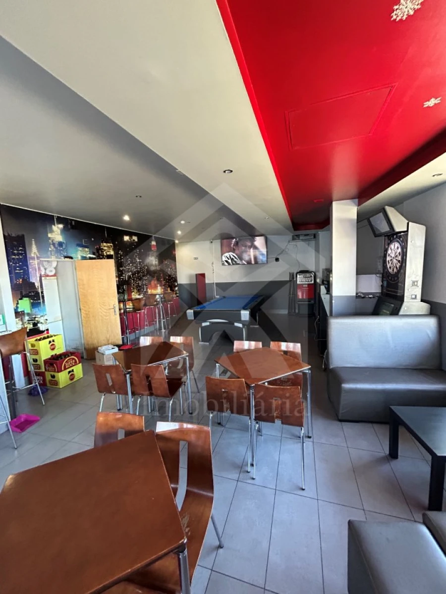 Negócio para Venda em Lousado Foto 4