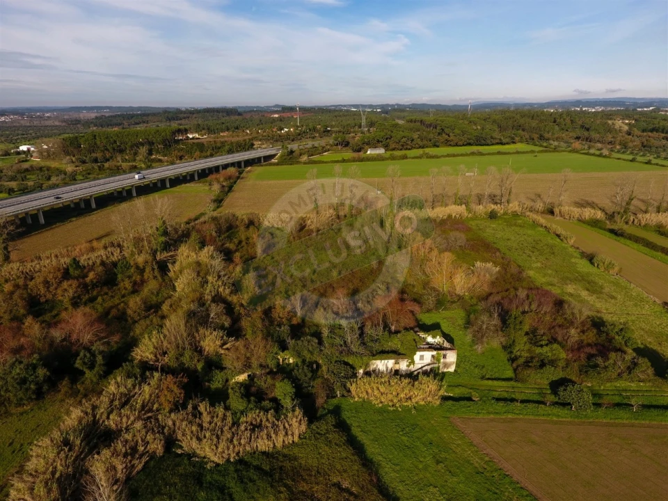 Quinta T5 para Venda em Ega Foto 4