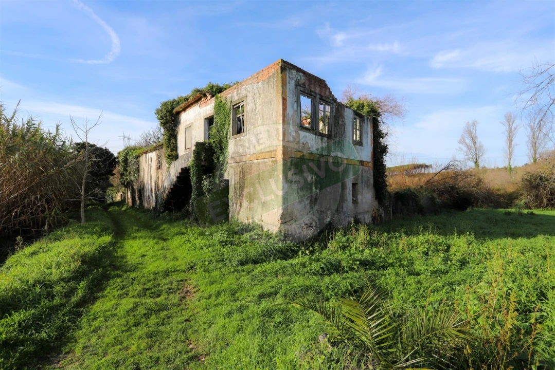 Quinta T5 para Venda em Ega Foto 17