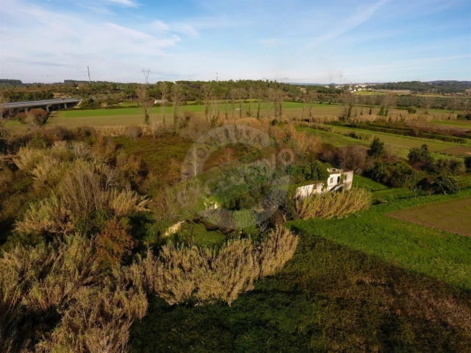 Quinta T5 para Venda em Ega Foto 8