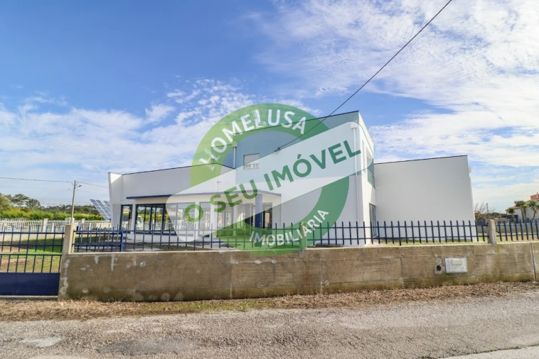 Moradia T3 para Venda em Tocha Foto 4