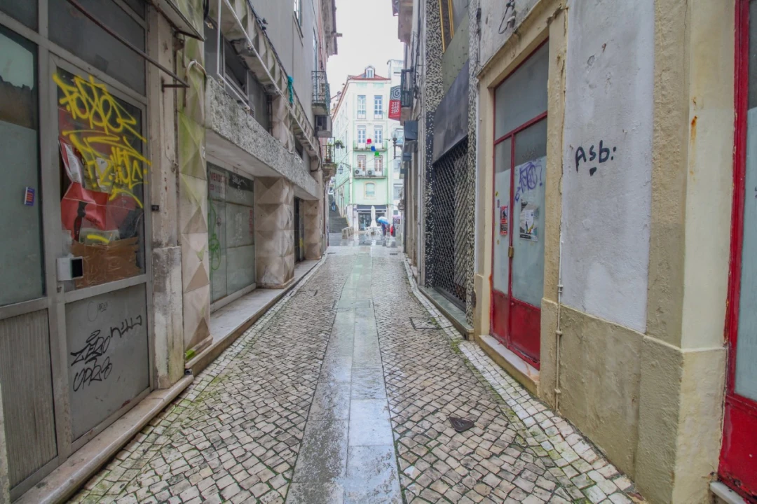 Prédio para Venda em Sé Nova, Santa Cruz, Almedina e São Bartolomeu Foto 33