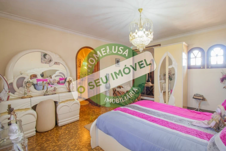 Moradia T7 para Venda em Febres Foto 4