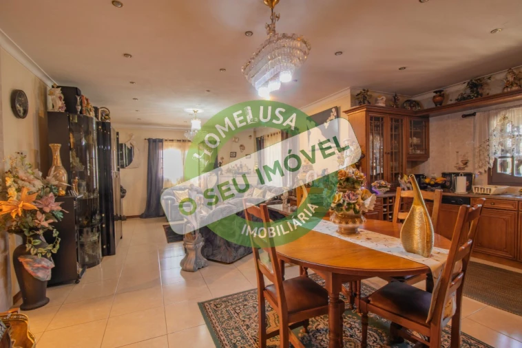 Moradia T7 para Venda em Febres Foto 30