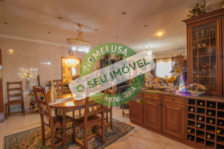 Moradia T7 para Venda em Febres Foto 31