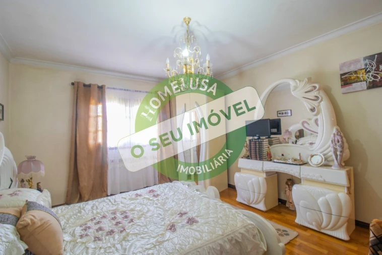 Moradia T7 para Venda em Febres Foto 42