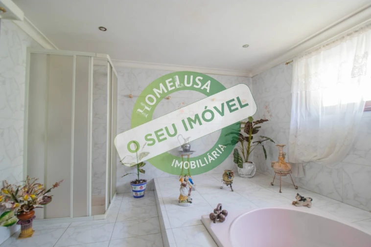 Moradia T7 para Venda em Febres Foto 47