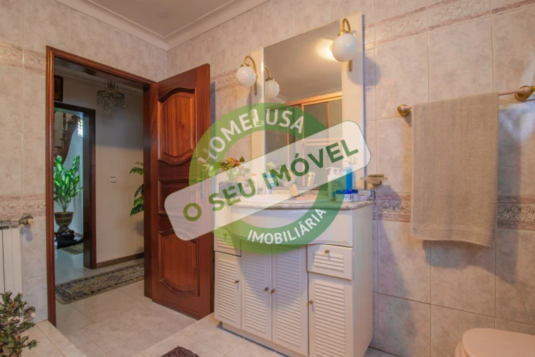 Moradia T7 para Venda em Febres Foto 49