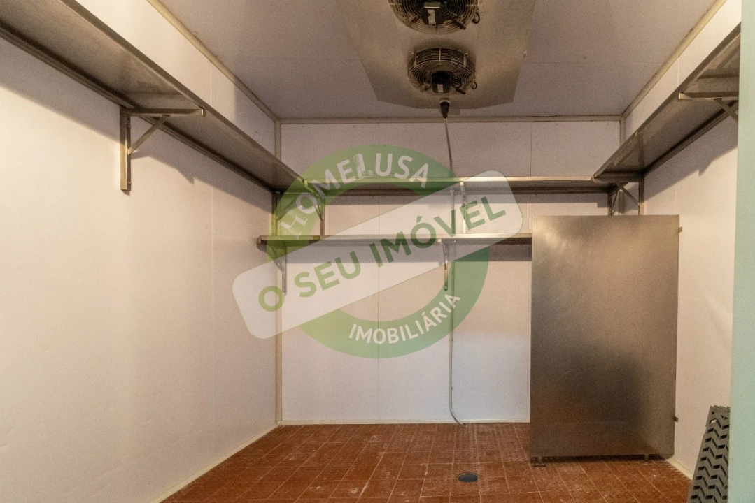 Loja para Arrendamento em Buarcos Foto 10