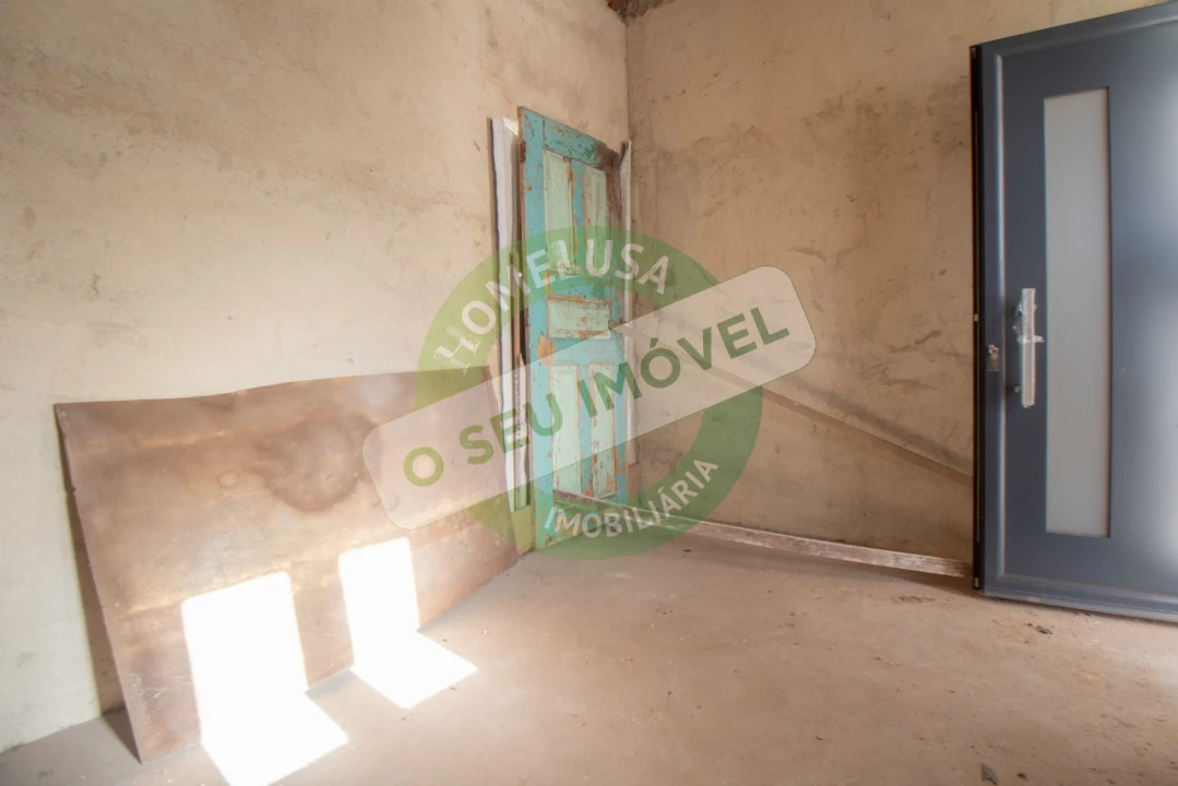 Moradia T3 para Venda em Sepins e Bolho Foto 5