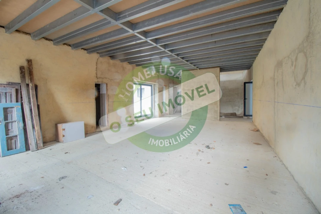 Moradia T3 para Venda em Sepins e Bolho Foto 10