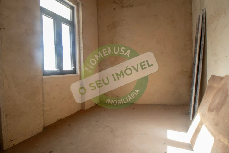 Moradia T3 para Venda em Sepins e Bolho Foto 4