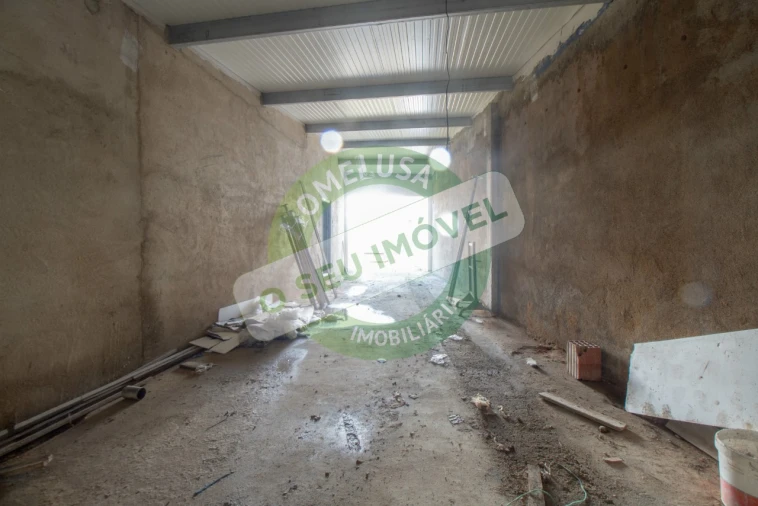 Moradia T3 para Venda em Sepins e Bolho Foto 13