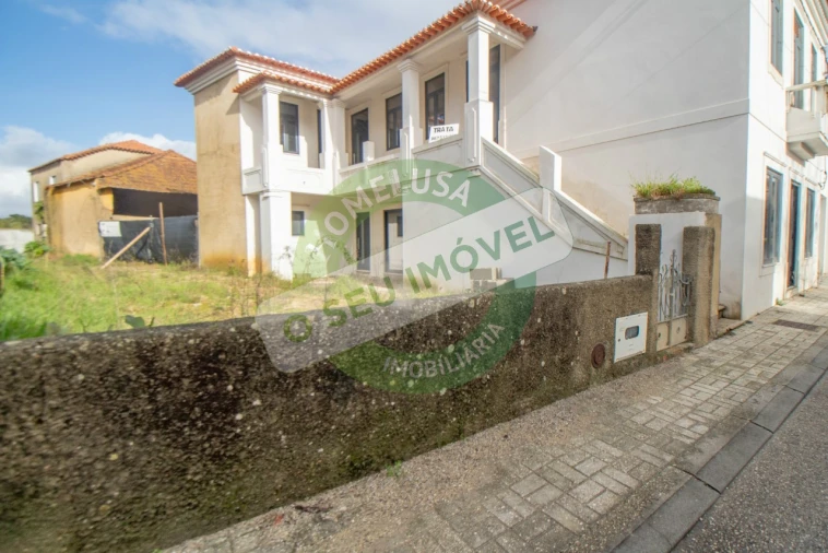 Moradia T3 para Venda em Sepins e Bolho Foto 19