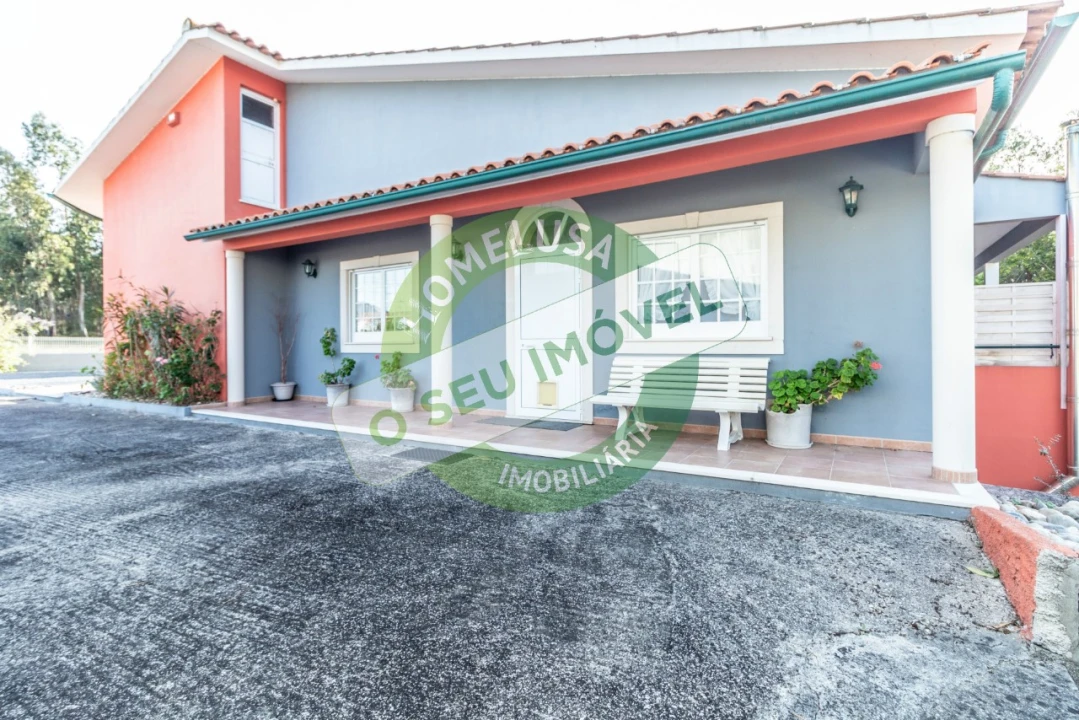 Moradia T5 para Venda em Paião Foto 2