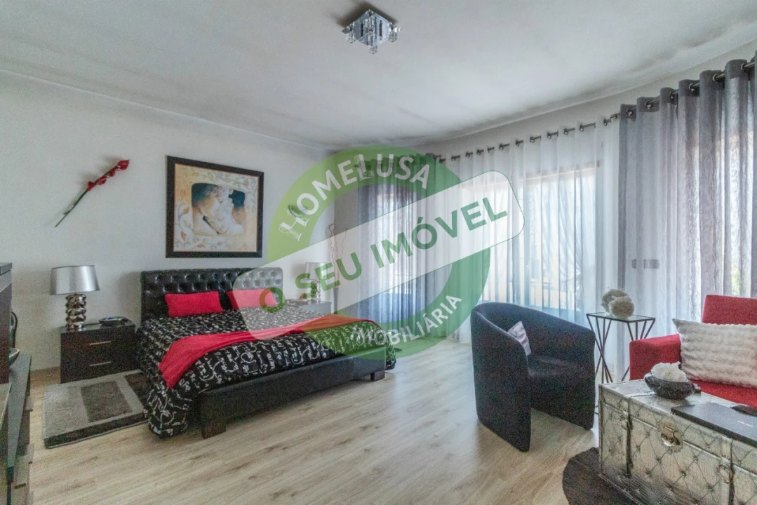 Moradia T5 para Venda em Paião Foto 16