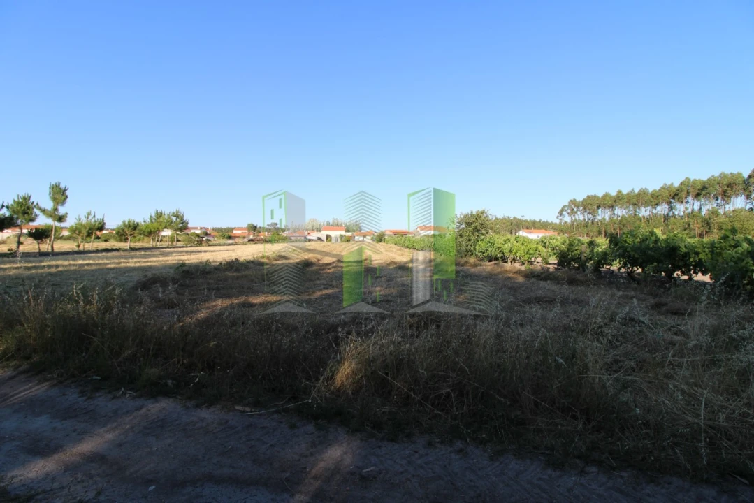 Terreno para Venda em Marinha das Ondas Foto 1