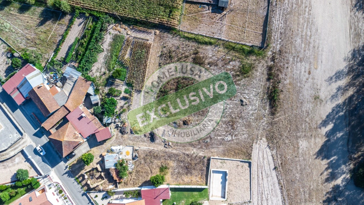 Terreno para Venda em Ferreira-A-Nova Foto 6