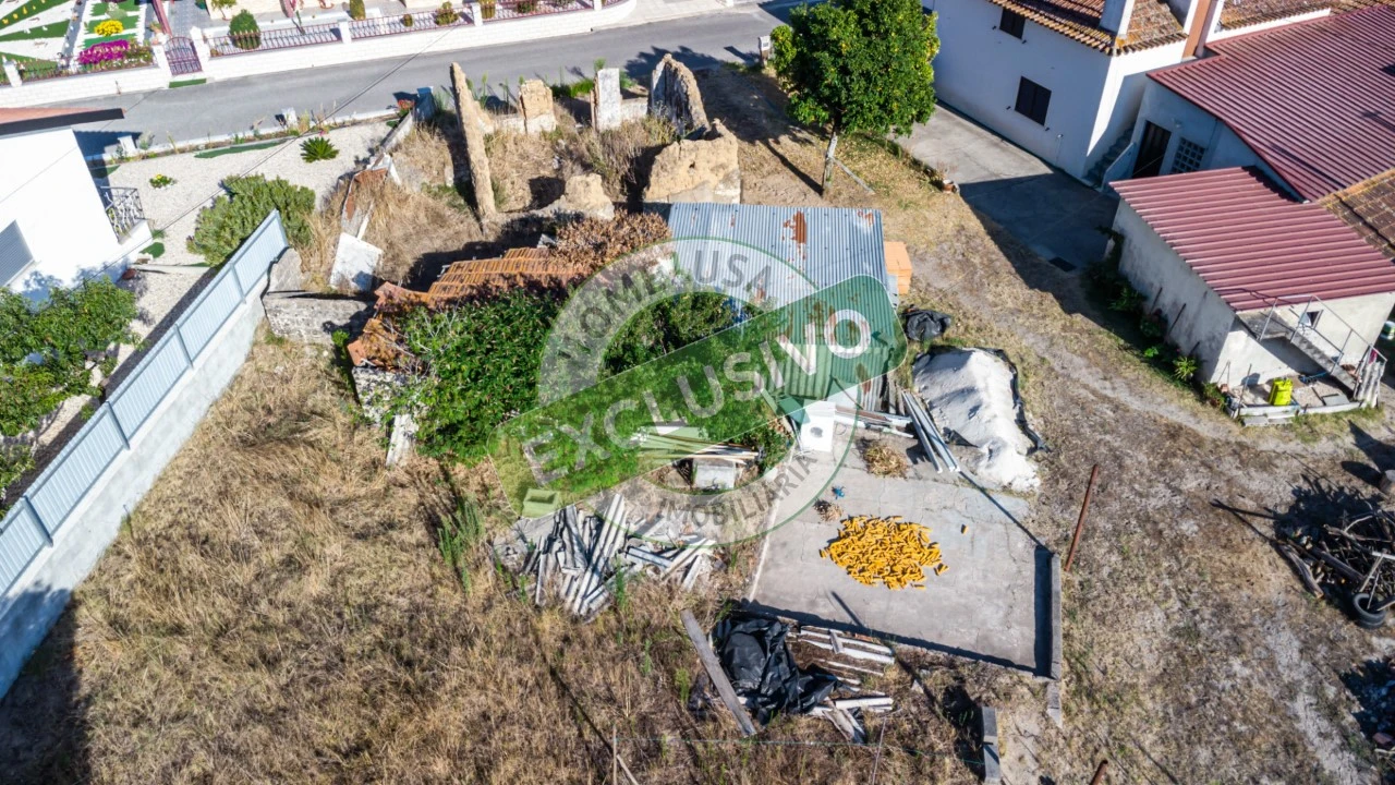Terreno para Venda em Ferreira-A-Nova Foto 11