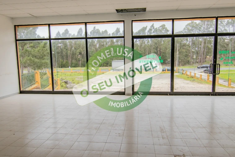Armazém para Venda em Marinha das Ondas Foto 4