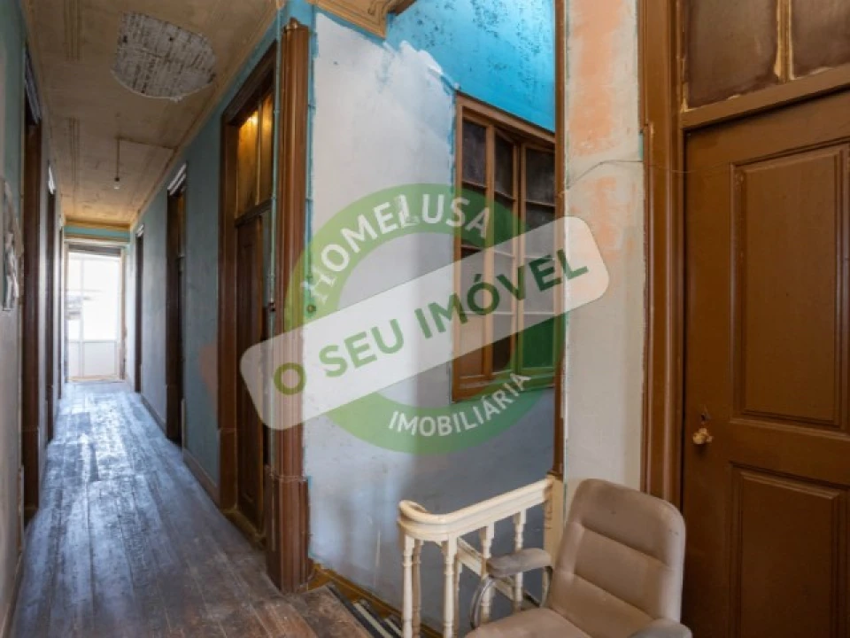 Prédio para Venda em Buarcos Foto 7