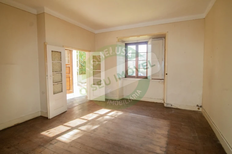 Moradia T9 para Venda em Sé Nova, Santa Cruz, Almedina e São Bartolomeu Foto 4