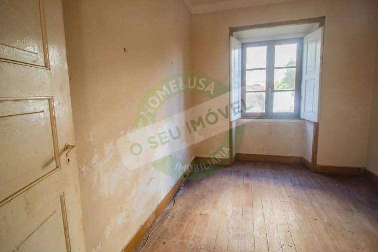 Moradia T9 para Venda em Sé Nova, Santa Cruz, Almedina e São Bartolomeu Foto 10