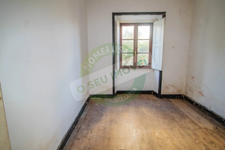 Moradia T9 para Venda em Sé Nova, Santa Cruz, Almedina e São Bartolomeu Foto 13