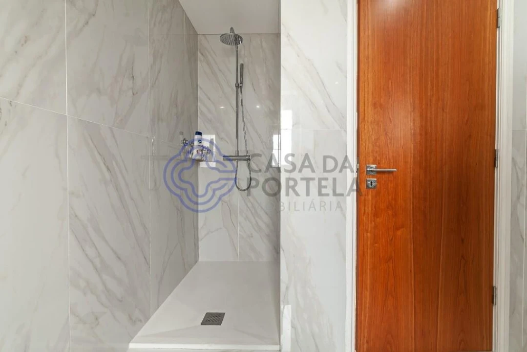 Moradia T3 para Venda em Canedo, Vale e Vila Maior Foto 18