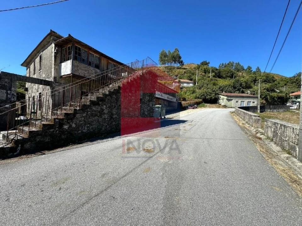 Quinta T4 para Venda em Azias Foto 54