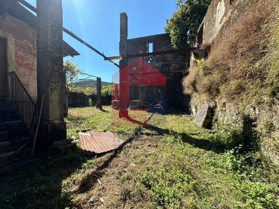 Quinta T4 para Venda em Azias Foto 19