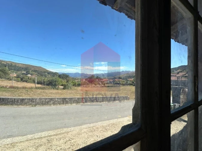 Quinta T4 para Venda em Azias Foto 12