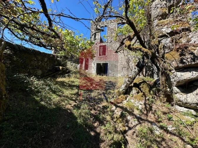 Quinta T4 para Venda em Azias Foto 22