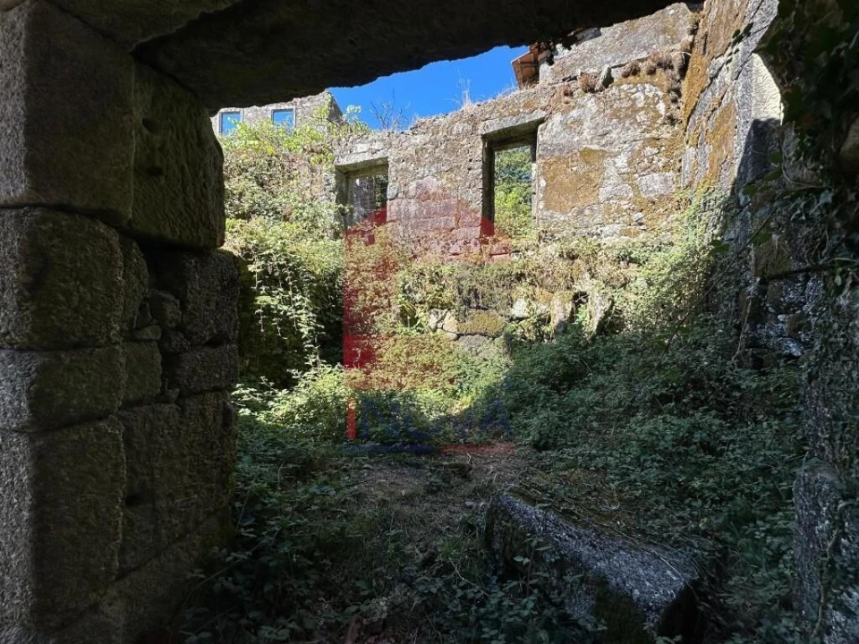 Quinta T4 para Venda em Azias Foto 23