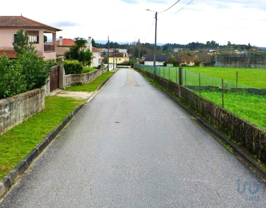 Terreno para Venda em Macinhata do Vouga Foto 3