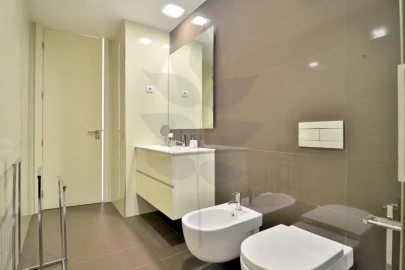 Apartamento T3 para Venda em Braga (Maximinos, Sé e Cividade)