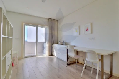 Apartamento T3 para Venda em Braga (Maximinos, Sé e Cividade)