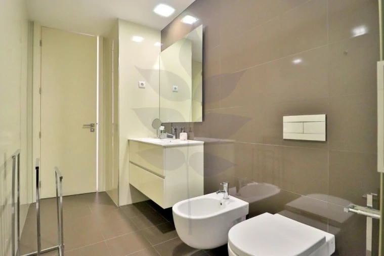 Apartamento T3 para Venda em Braga (Maximinos, Sé e Cividade) Foto 28