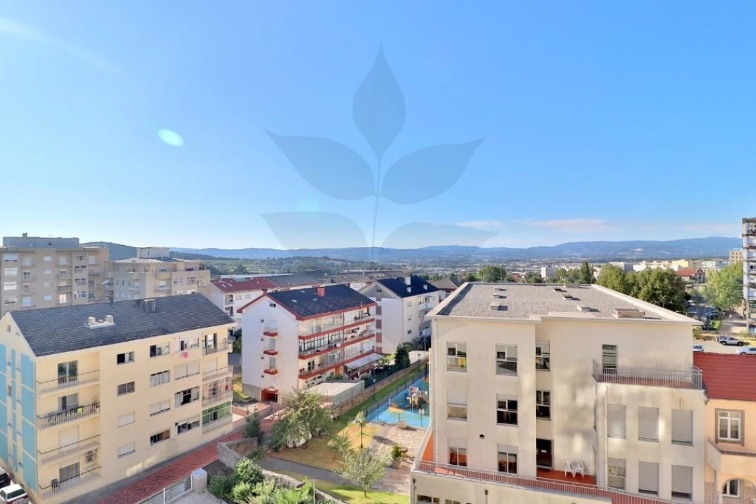 Apartamento T3 para Venda em Braga (Maximinos, Sé e Cividade) Foto 35