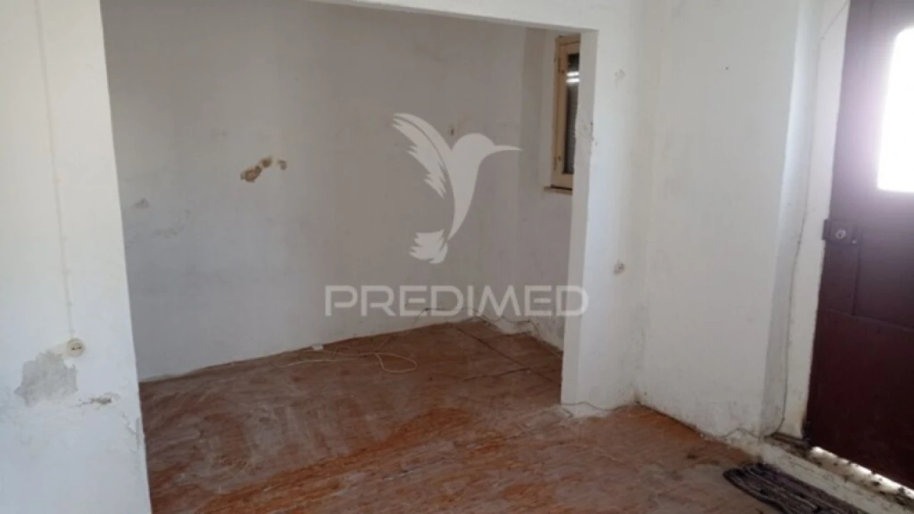 Moradia T2 para Venda em Couço Foto 7