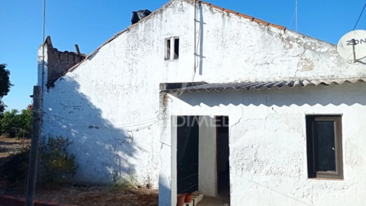 Moradia T2 para Venda em Couço Foto 1