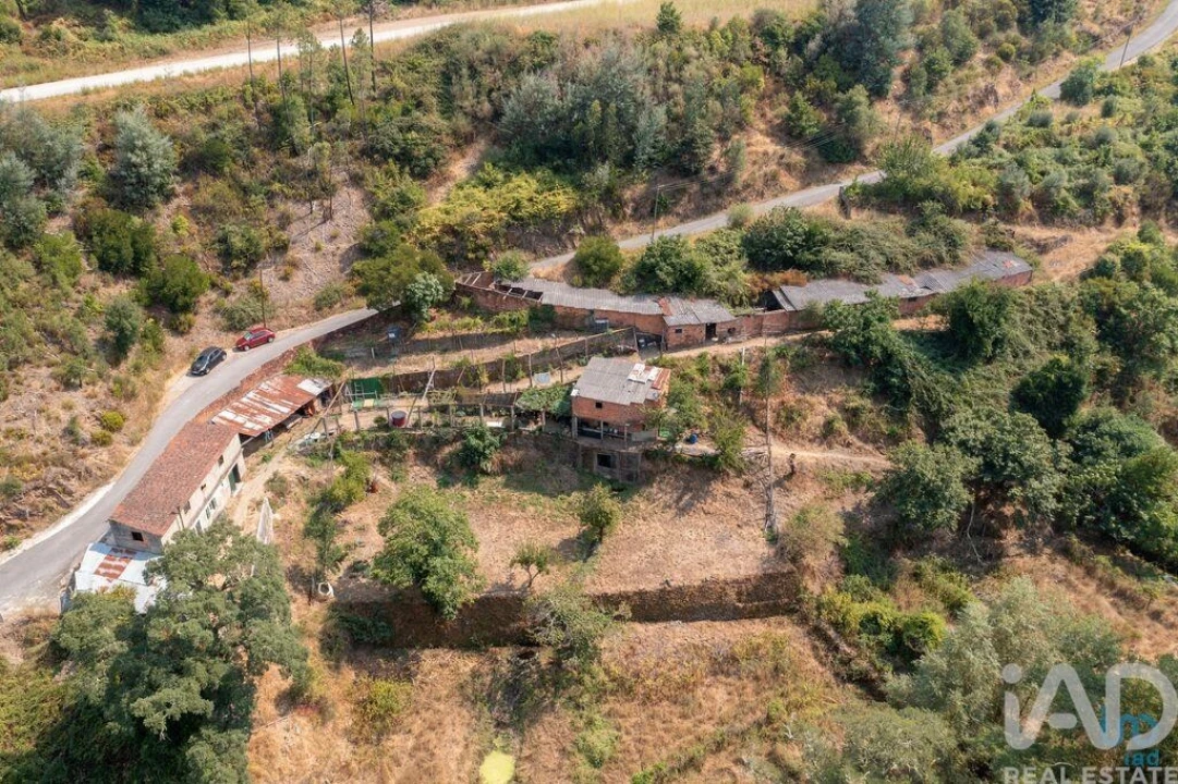 Moradia para Venda em Alvares Foto 13