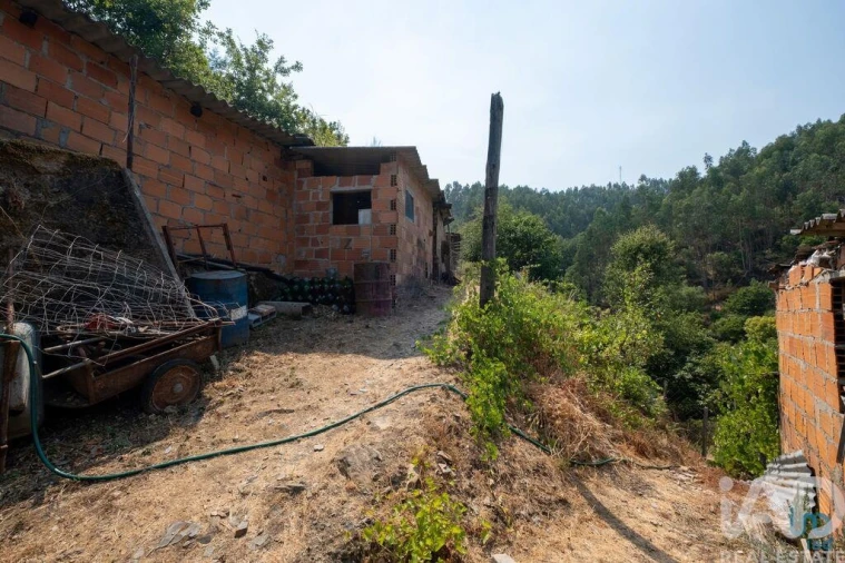 Moradia para Venda em Alvares Foto 6