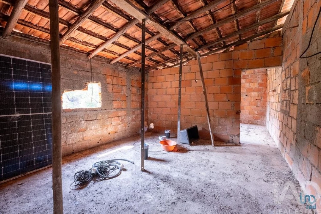 Moradia para Venda em Alvares Foto 11