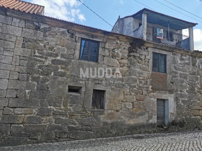 Moradia T2 para Venda em Sapiãos Foto 1
