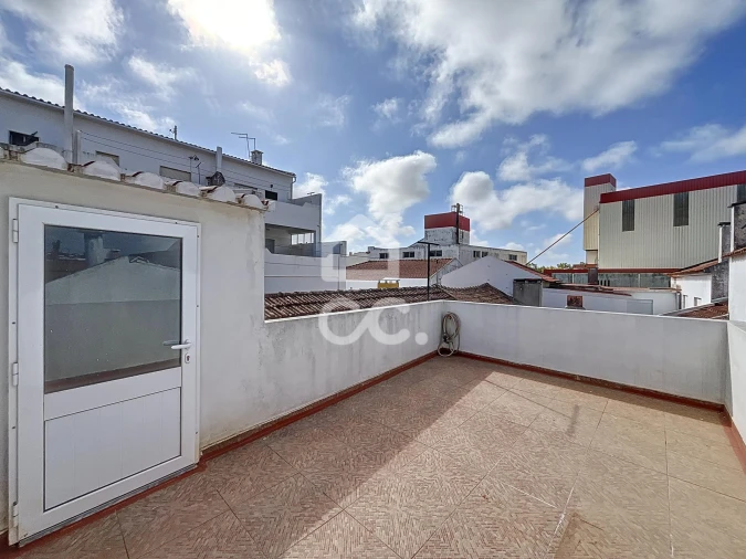 Moradia T3 para Venda em Gaeiras Foto 28