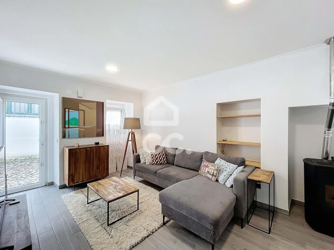 Moradia T3 para Venda em Gaeiras Foto 3