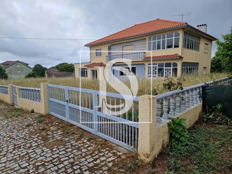 Moradia T4 para Venda em São João da Corveira Foto 30